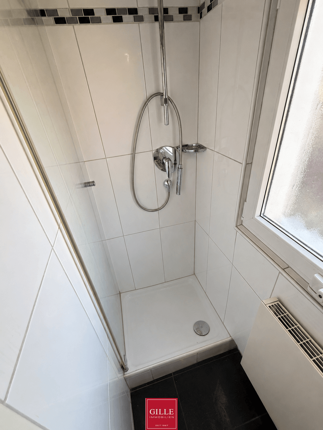 Umfangreich modernisiertes Einfamilienhaus mit Garage, Werkstatt und jede Menge Potenzial